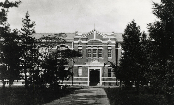 理工科大学、理科大学と工科大学に分離イメージ