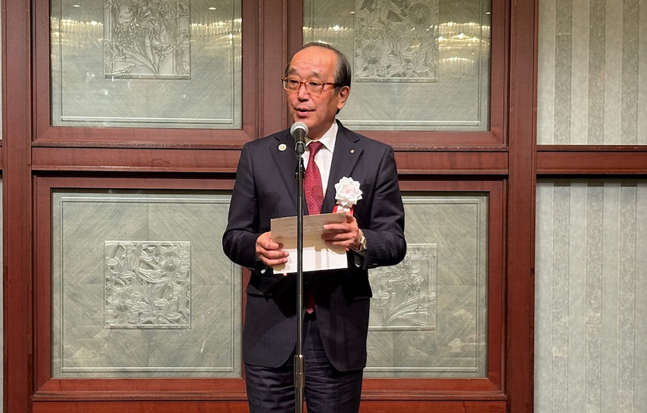 松井市長による乾杯の挨拶