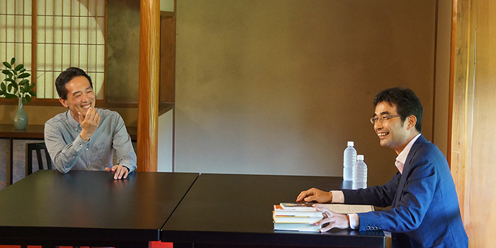 森見氏（左）と藤原准教授（右）