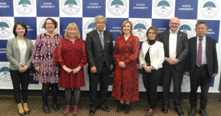 ヘルシンキ大学学長一行が来学されました