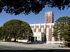 ����У��